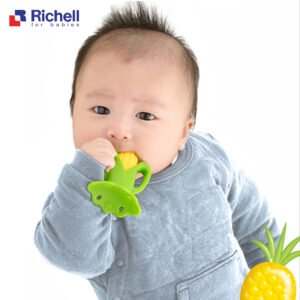 Gặm nướu silicone Richell (trái Bắp) - hinh 03